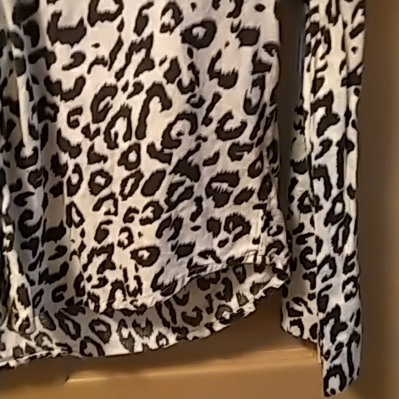 Victoria secret women's pajama top button up S - Picture 5 of 8